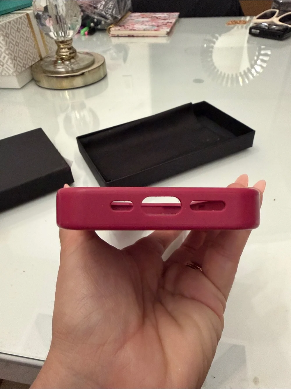 Dolce & Gabbana Pink gonna iPhone 14 Pro